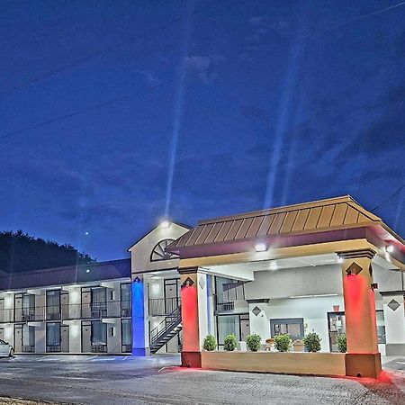 Hotel Super 8 By Wyndham Marion Nc Exteriér fotografie